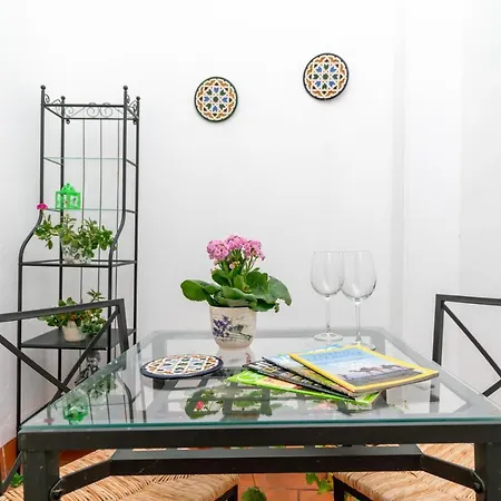 Apartment Anna - Triana *